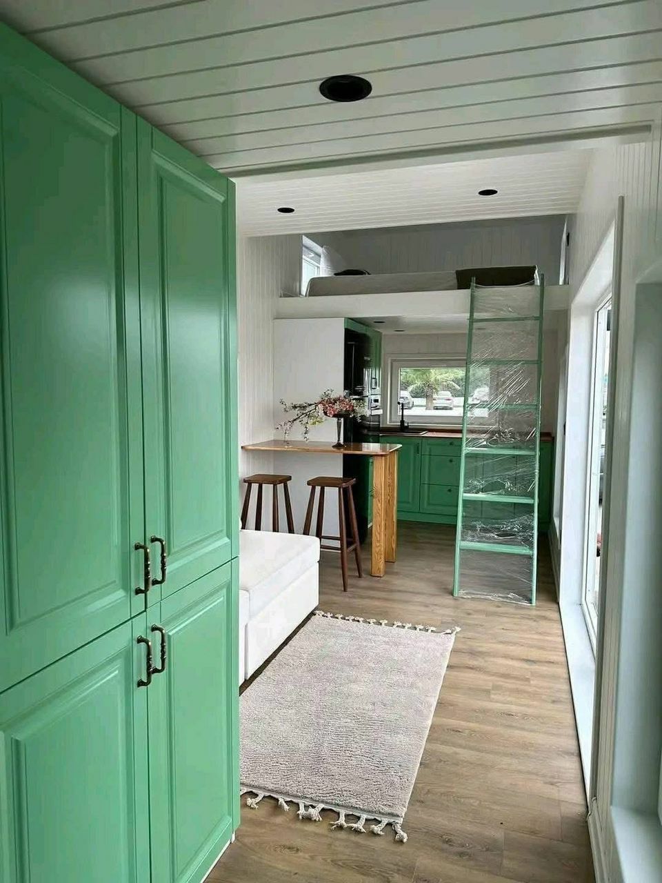 Tiny House 8m — Fully Furnished & Insured thumbnail 12
