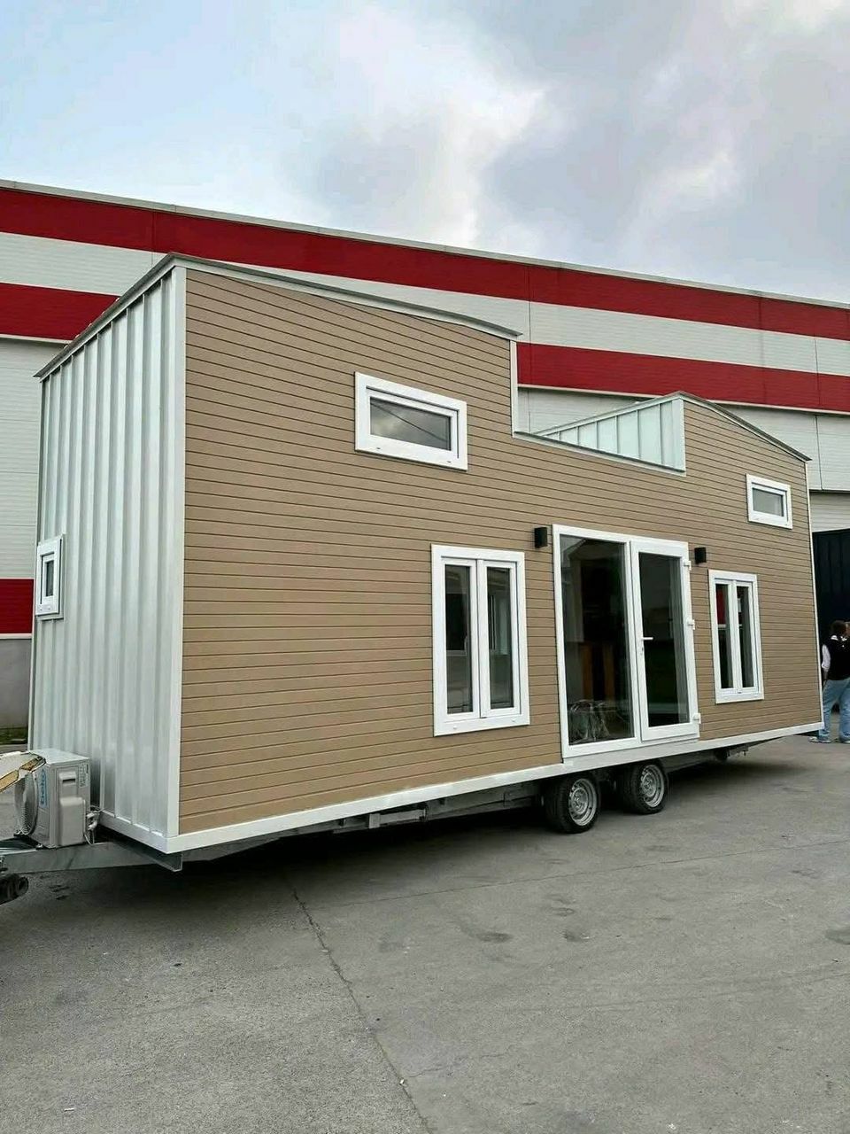 Tiny House 8m — Fully Furnished & Insured