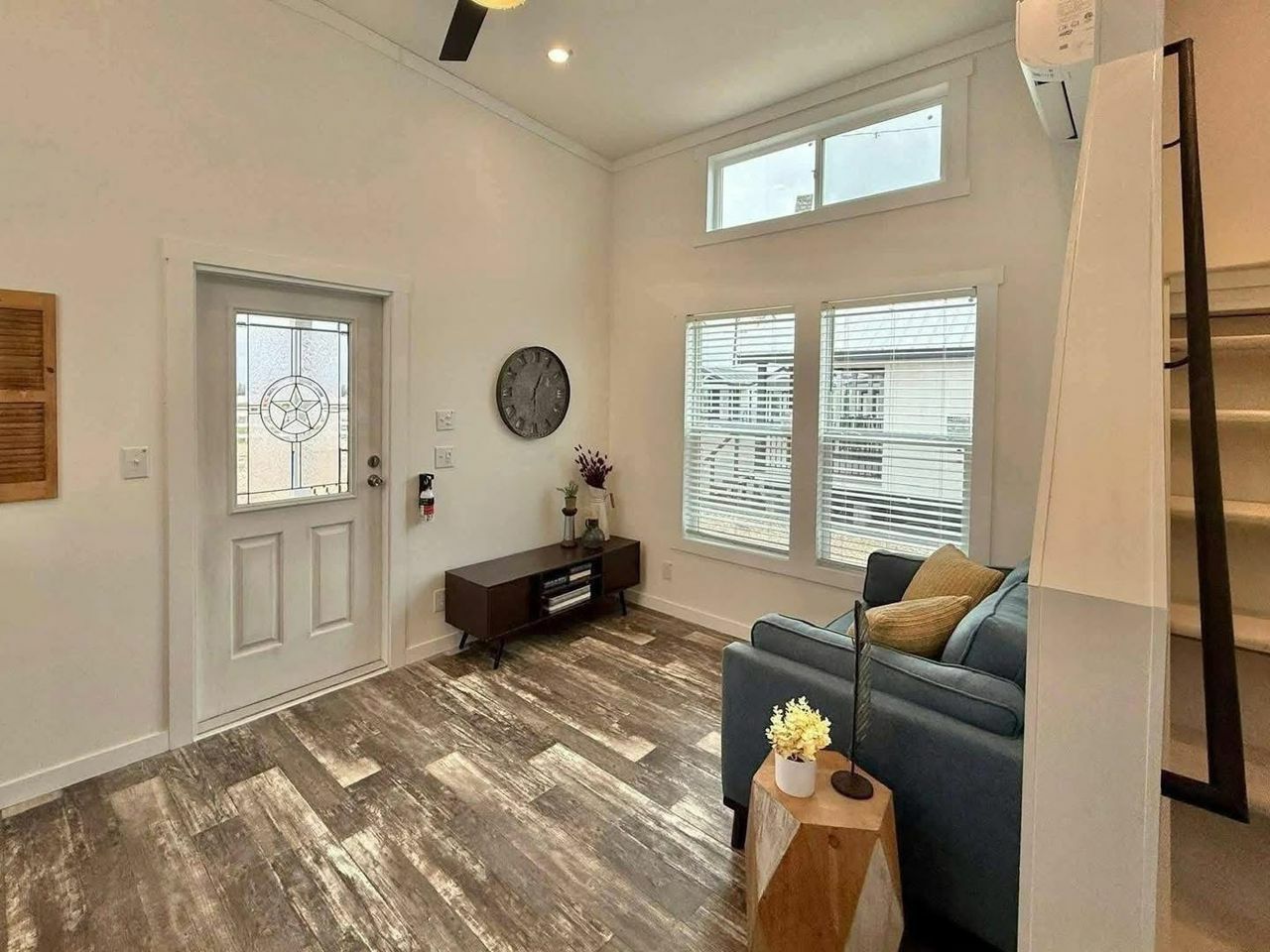 399 Sqft Agate 522 ALT Loft — Park Model thumbnail 8
