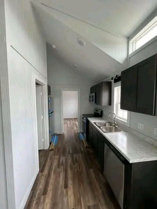 The Foxglove Cabin — 2-Bed 640 Sq Ft thumbnail 12