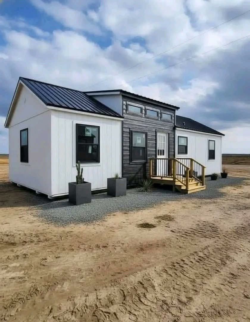 The Foxglove Cabin — 2-Bed 640 Sq Ft thumbnail 4