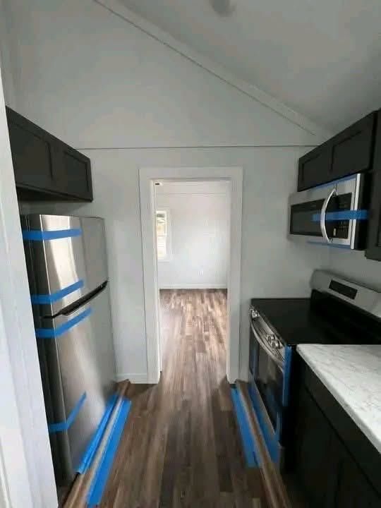 The Foxglove Cabin — 2-Bed 640 Sq Ft thumbnail 5