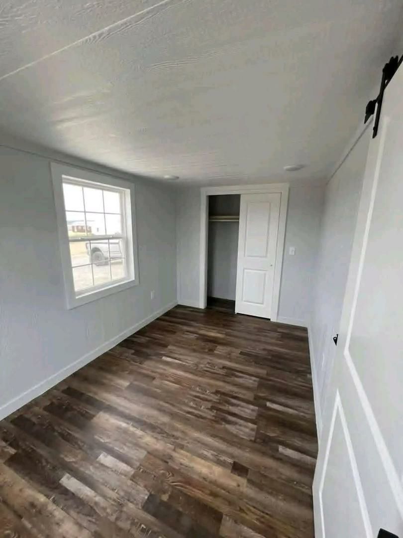 The Foxglove Cabin — 2-Bed 640 Sq Ft thumbnail 9