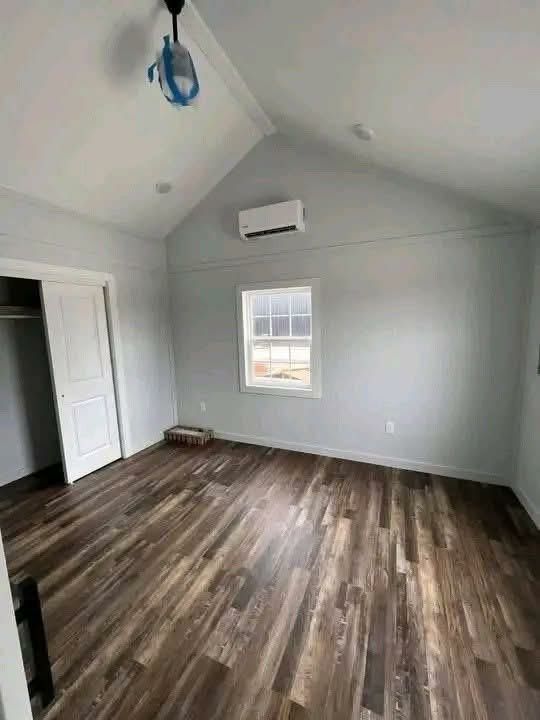 The Foxglove Cabin — 2-Bed 640 Sq Ft thumbnail 10