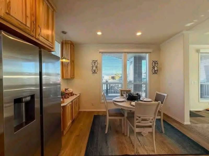 Mayford — 758 Sq Ft 2-Bed with Island Kitchen thumbnail 17