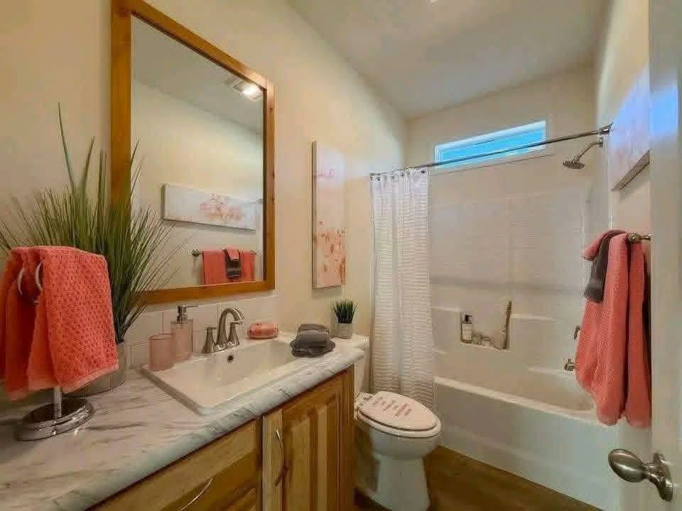 Mayford — 758 Sq Ft 2-Bed with Island Kitchen thumbnail 8