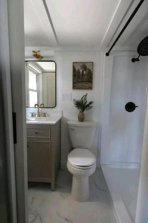 Famous Bayview — Used 2020 1-Bed with Loft thumbnail 9