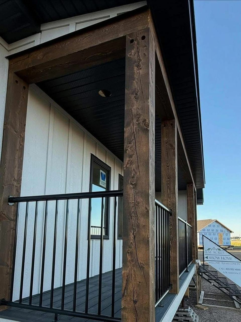 The Klondike — 2-Bed+Office 1,208 Sq Ft Luxury thumbnail 4