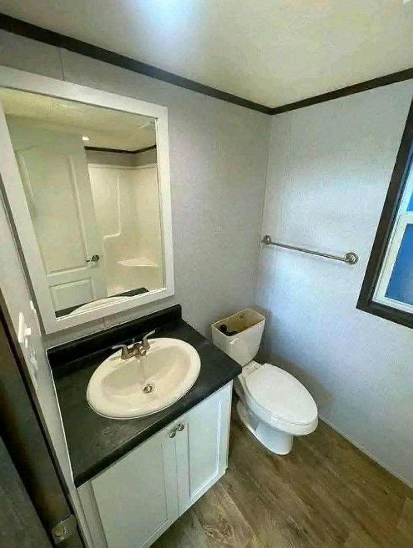 The Anderson — Multi-Sleep Tiny Home with Loft & Bunk Beds thumbnail 5