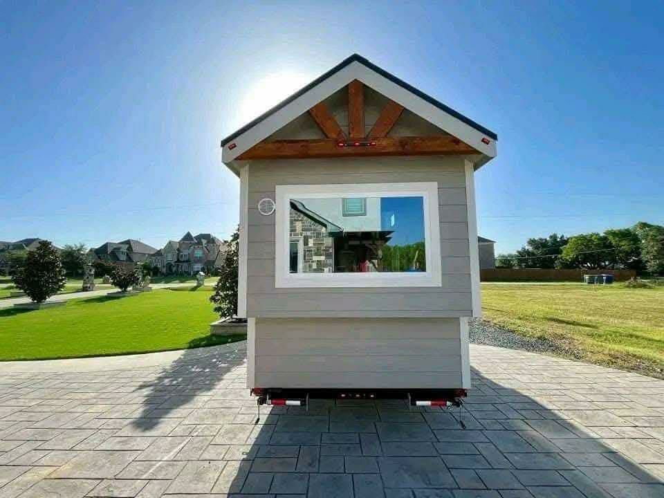 32' Poseidon — Sleeps Up To 6 thumbnail 9