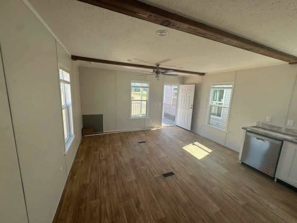 The Trek — 1-Bed 540 Sq Ft with Built-In Porch thumbnail 2