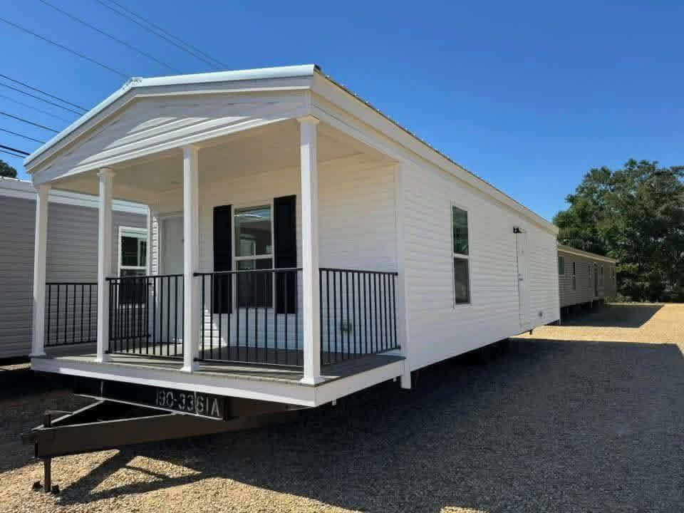 The Trek — 1-Bed 540 Sq Ft with Built-In Porch