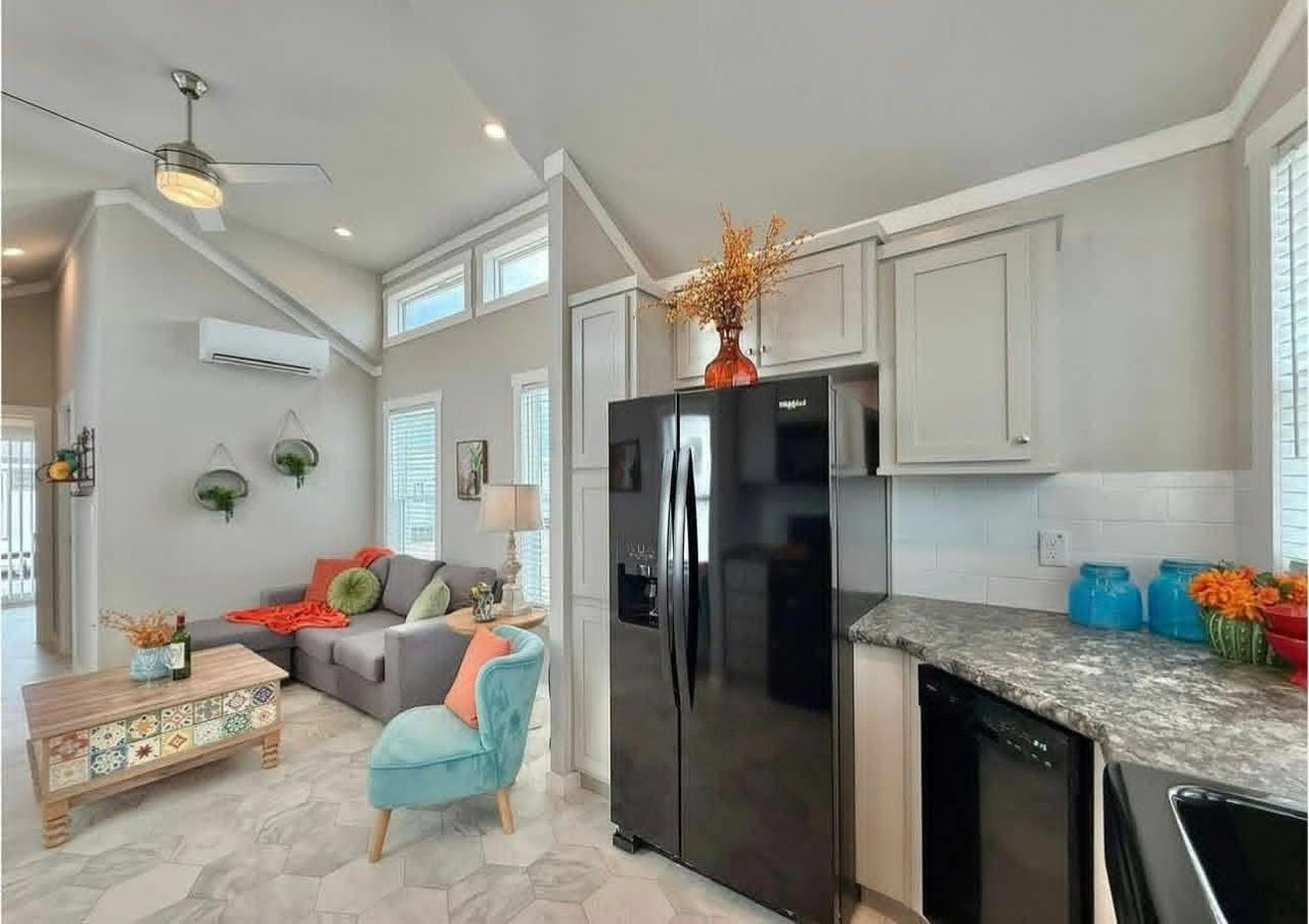 The Horizon Ridge — Premium Dual-Loft Oasis thumbnail 4