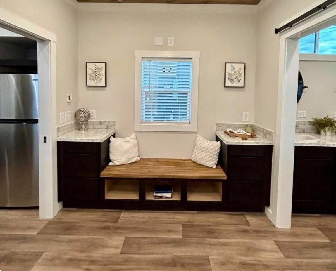 The Sunset Retreat — 399 Sq Ft Park Model thumbnail 7