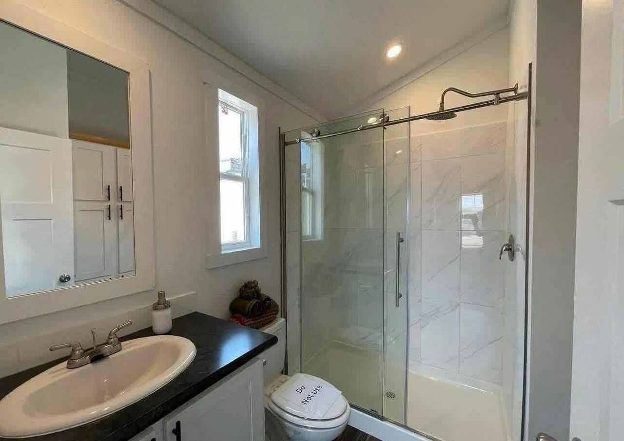 Dasha — 880 Sq Ft 2-Bed 2-Bath Single-Section thumbnail 10