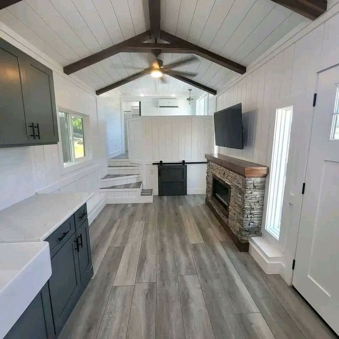 The Olivewood — 34' 2-Bed Custom THOW thumbnail 10