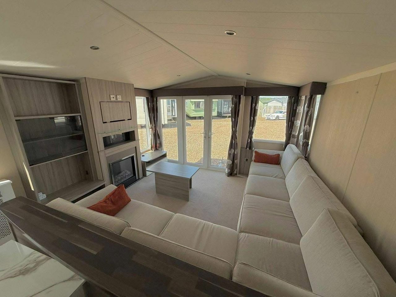 2015 Swift Moselle — 3-Bed 40ft Family Tiny Home thumbnail 9