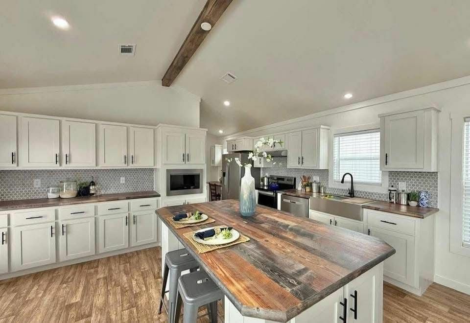 The Athens — 2-Bed with Stone Fireplace thumbnail 4