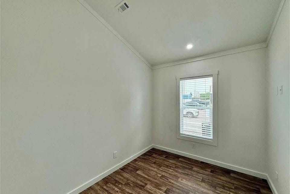 The Athens — 2-Bed with Stone Fireplace thumbnail 7