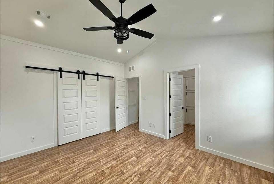 The Athens — 2-Bed with Stone Fireplace thumbnail 9